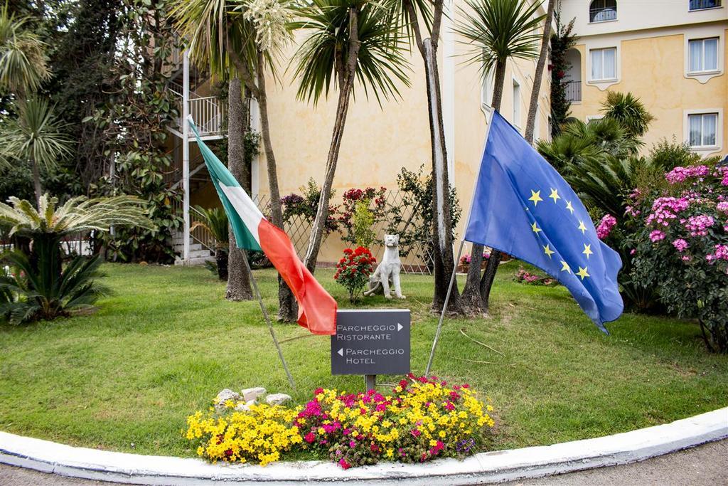 Hotel Mediterraneo Qualiano Ngoại thất bức ảnh
