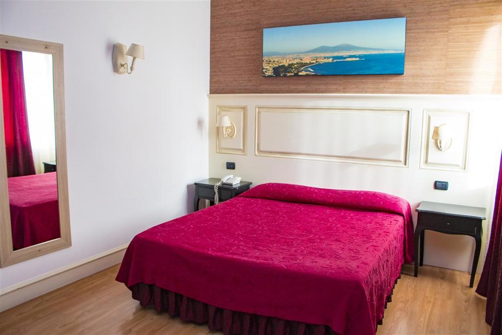 Hotel Mediterraneo Qualiano Ngoại thất bức ảnh