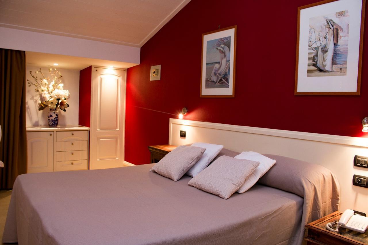 Hotel Mediterraneo Qualiano Ngoại thất bức ảnh