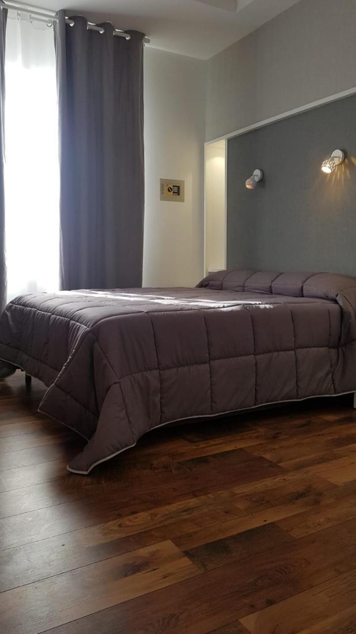 Hotel Mediterraneo Qualiano Ngoại thất bức ảnh